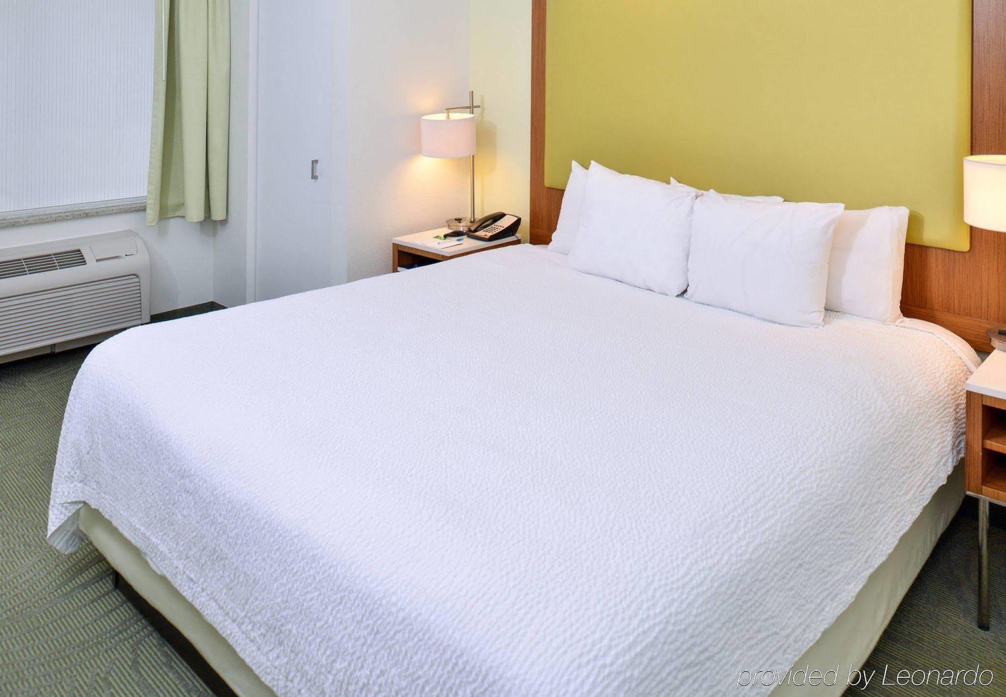 สปริงฮิลล์ สวีท แฟร์แฟกซ์ แฟร์ โอคส์ Hotel ภายนอก รูปภาพ