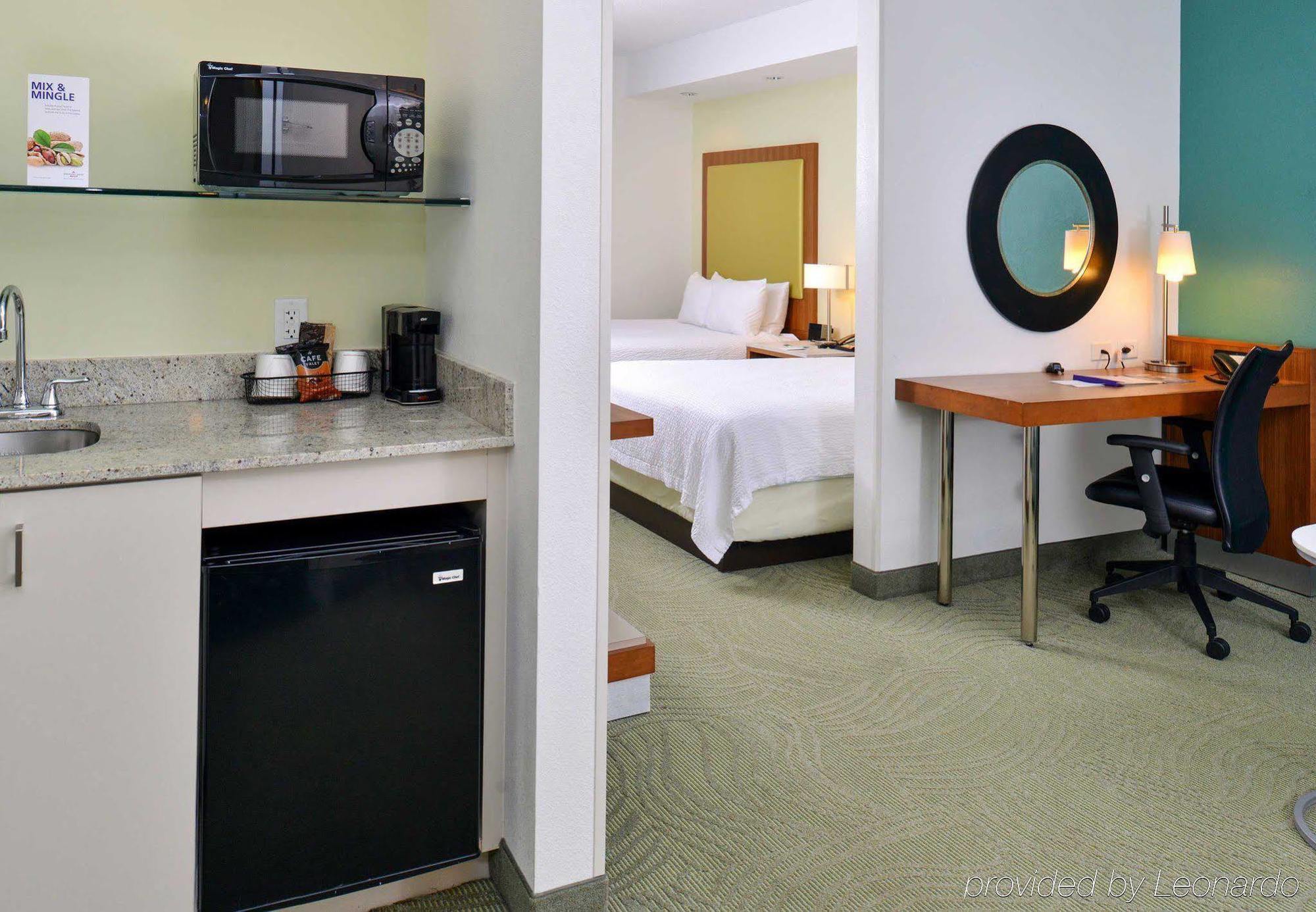 สปริงฮิลล์ สวีท แฟร์แฟกซ์ แฟร์ โอคส์ Hotel ภายนอก รูปภาพ