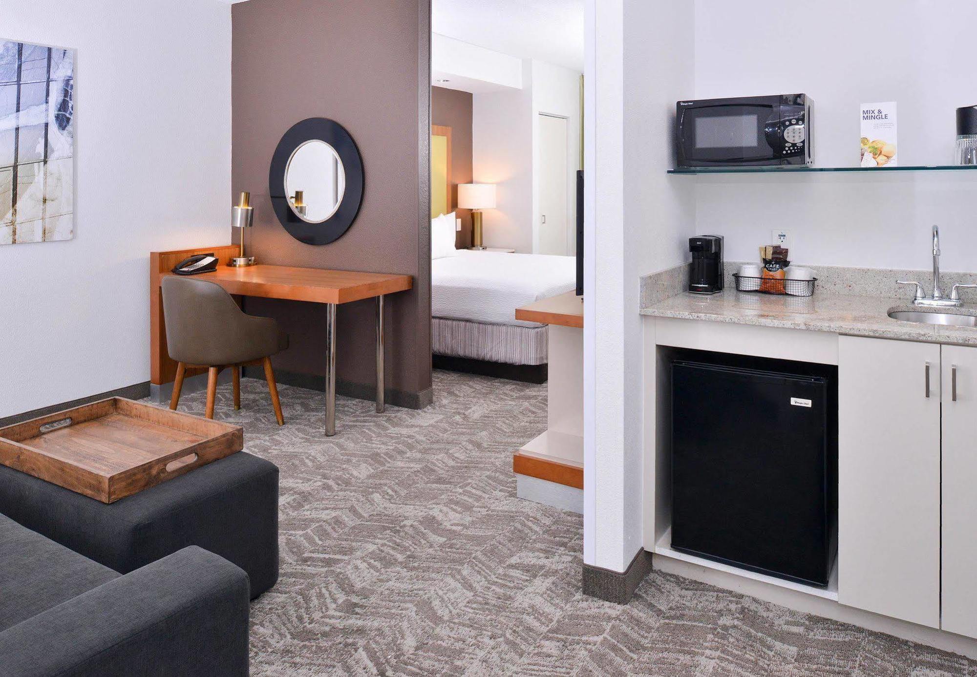 สปริงฮิลล์ สวีท แฟร์แฟกซ์ แฟร์ โอคส์ Hotel ภายนอก รูปภาพ